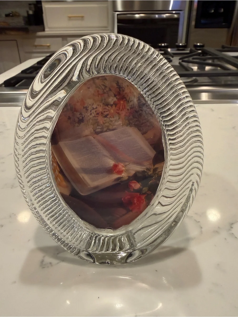 Vintage Heavy Clear Glass Oval Picture Frame Ripple Pattern Freestanding 6” x 5”